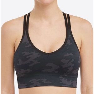 BRAND NEW Spanx Look At Me Now Low Impact Bra